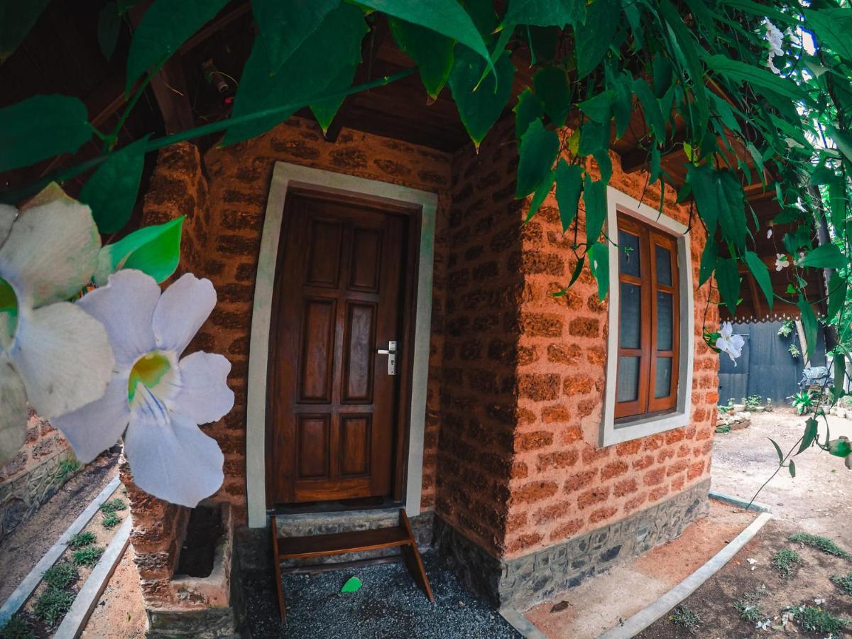 Sky View Cabin Unawatuna Luaran gambar